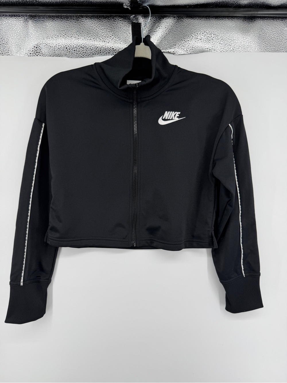 Nike Blockette Sporty Black Full-Zip Girls' Track Jacket w/ White Logo SzL